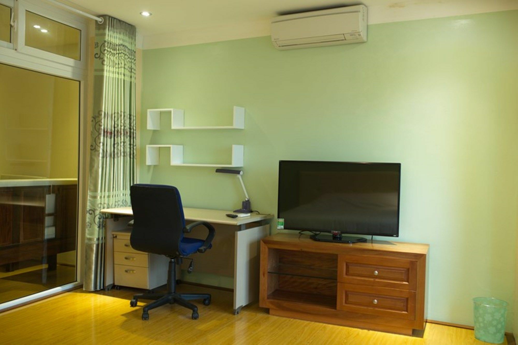 Poonsa Nguyen Phong Sac Apartment Hanoi Exterior photo